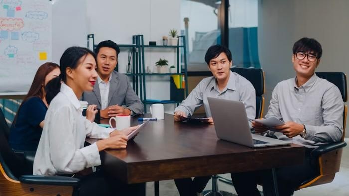 6 Kebiasaan yang Bisa Membuat Lebih Dipercaya di Lingkungan Kerja