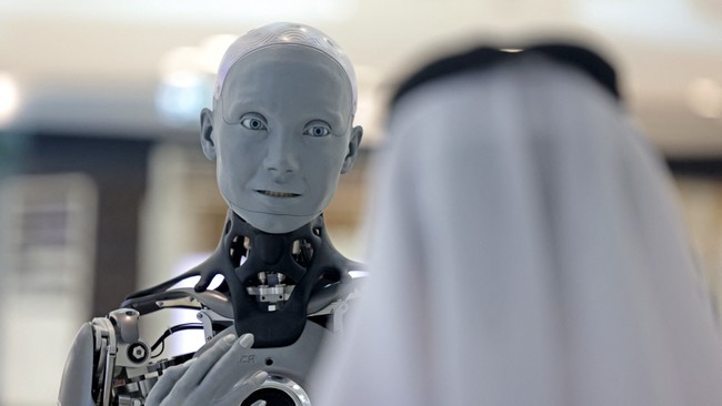 Robot humanoid di Dubai, UEA. 