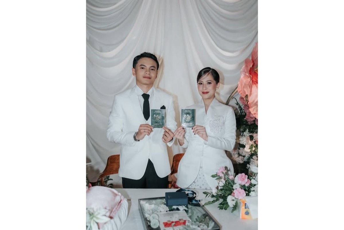 Zara Adhisty bagikan foto pernikahan&period;