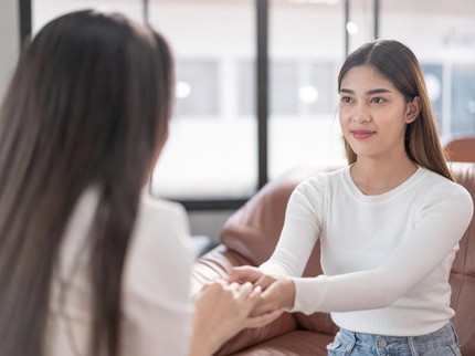 4 Zodiak yang Punya Aura Positif, Selalu Menyenangkan di Mana Saja