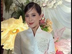 Adhisty Zara Rayakan Ultah Bareng Suami, Penampilan Baby Bump Bikin Salfok