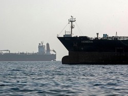 AS Serang Radar Iran Usai Jatuhkan 4 Drone di Selat Hormuz