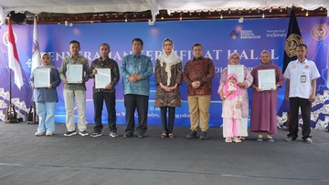 Kemenpar Apresiasi BPJPH Sedia 31.548 Sertifikat Halal UMK Desa Wisata