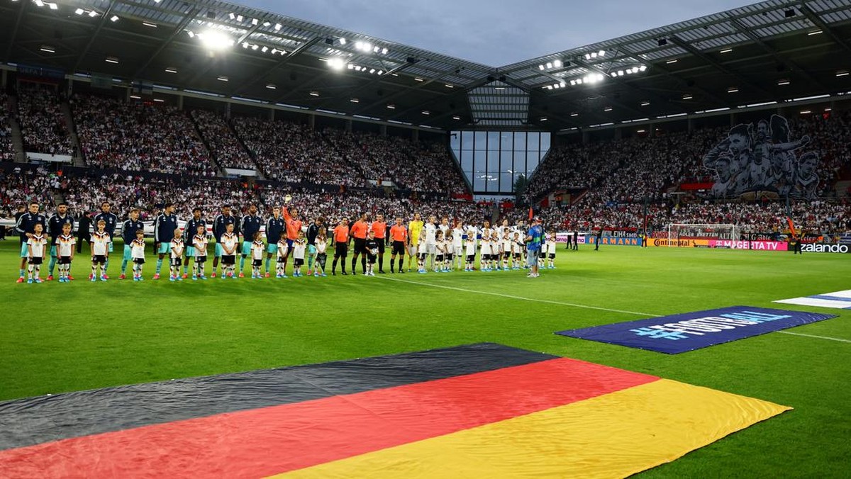 Soccer Football - International Friendly - Germany v Finland - MEWA Arena, Mainz, Germany - May 31, 2026 General view as players from both teams line up before the match REUTERS/Kai Pfaffenbach