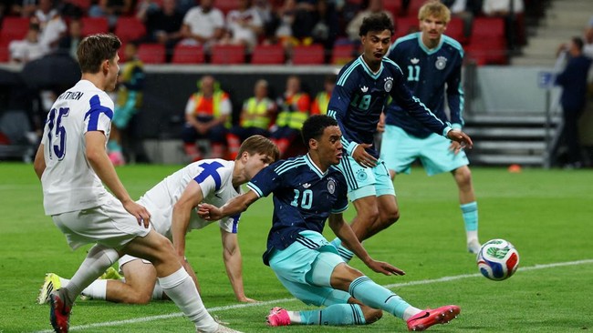 Soccer Football - International Friendly - Germany v Finland - MEWA Arena, Mainz, Germany - May 31, 2026 Germany's Jamal Musiala shoots at goal REUTERS/Kai Pfaffenbach