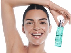 Kendall Jenner Jadi Brand Ambassador Skincare Korea, Anua
