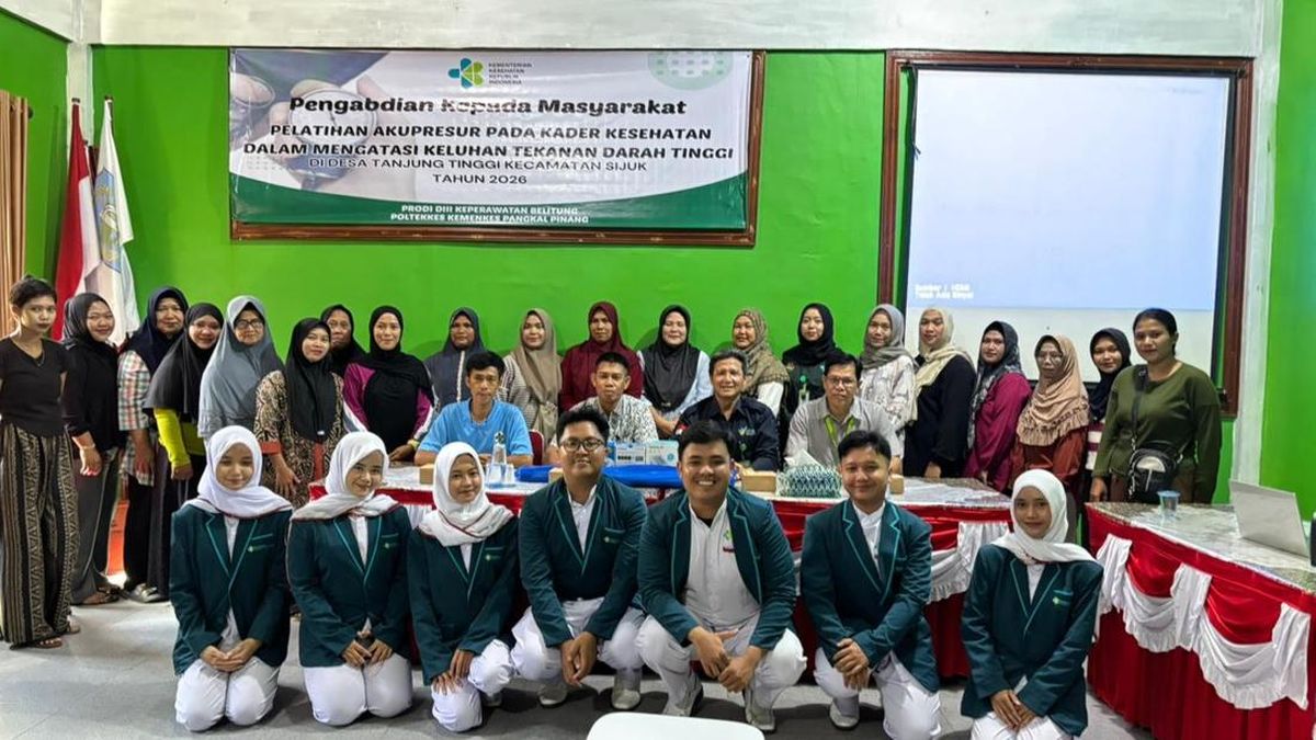 Poltekkes Kemenkes Pangkalpinang Beri Kelas Akupresur Atasi Hipertensi
