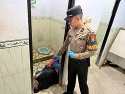 Pria Ditemukan Meninggal di Kamar Mandi Masjid Badegan Ponorogo