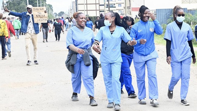 2 Orang Ditembak Mati Saat Demo Tolak Karantina Ebola AS di Kenya