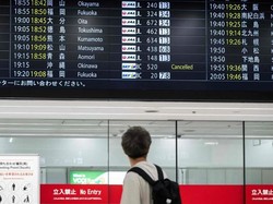 Badai Tropis Jangmi Terjang Jepang, 9 Orang Luka-Listrik Padam