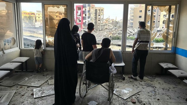 Israel Bom Kota Tyre di Lebanon Selatan