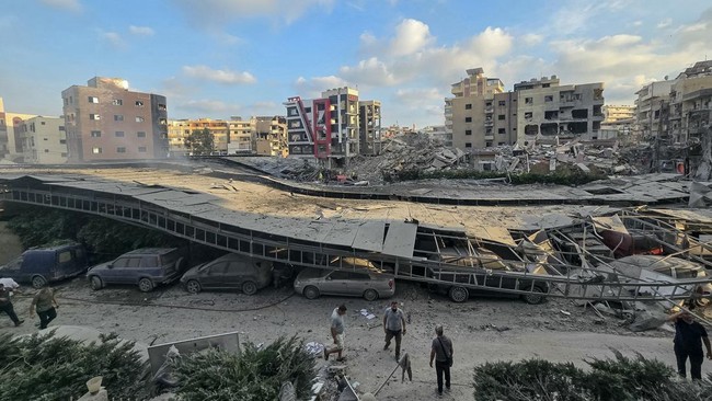 Israel Bom Kota Tyre di Lebanon Selatan