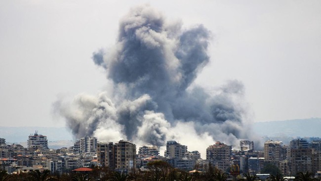 Israel Bom Kota Tyre di Lebanon Selatan