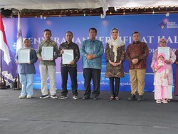Kemenpar Puji BPJPH Fasilitasi 31.548 Sertifikat Halal UMK Desa Wisata