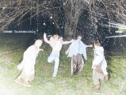 Lirik Lagu Still Raining - SHINee