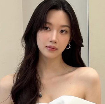 Bersiap Comeback di Layar Lebar, Moon Ga Young Dikabarkan Bintangi Film Two Pieces