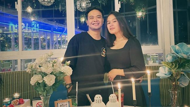 Cerai dari Fabiola, 8 Potret Kehidupan Rumah Tangga Reza Smash dengan Istri Baru