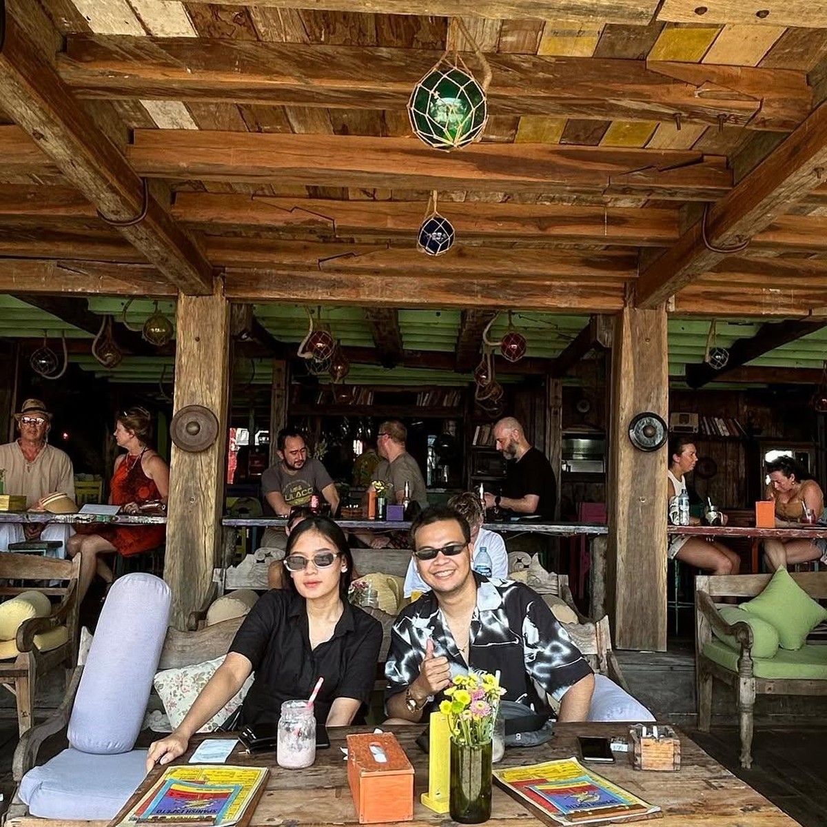Reza Smash & Istri