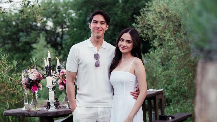 So Sweet&excl; Momen El Rumi dan Syifa Hadju Dinner Romantis di Tuscany