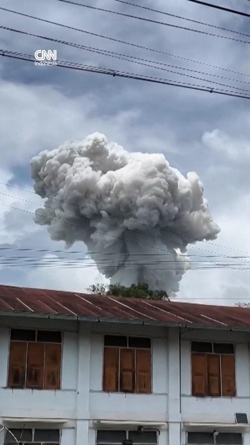 Detik-detik usai Gudang Amunisi di Myanmar Meledak, 46 Orang Tewas