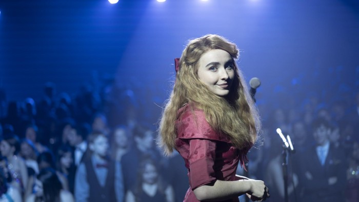 5 Rekomendasi Film dan Serial yang Dibintangi Sabrina Carpenter, Wajib Masuk Watchlist!