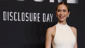 Emily Blunt di Premiere Film Disclosure Day