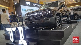 Jetour T1 PHEV diklaim memiliki kemampuan jelajah hingga sejauh 1.200 kilometer dengan satu tangki BBM terisi penuh.