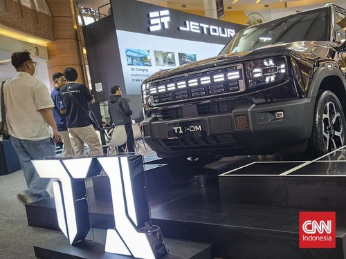 Jetour T1 PHEV diklaim memiliki kemampuan jelajah hingga sejauh 1.200 kilometer dengan satu tangki BBM terisi penuh.