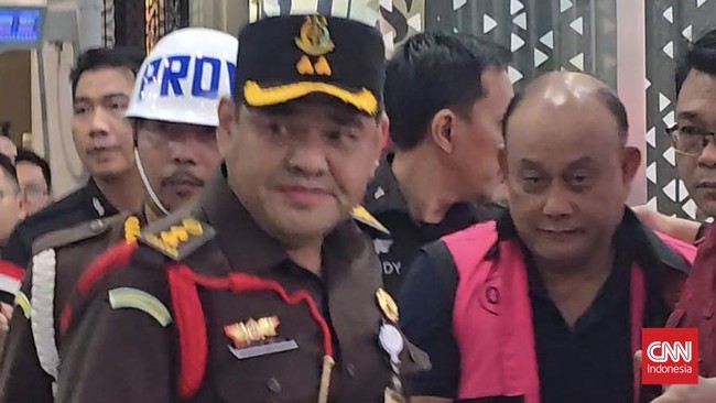 Kejaksaan Agung (Kejagung) menetapkan eks Kepala Badan Gizi Nasional (BGN) Dadan Hindayana sebagai tersangka korupsi.