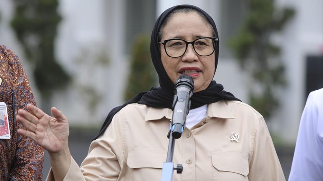 Nanik Sudaryati Deyang.