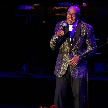 Kabar Duka, Penyanyi Legendaris Peabo Bryson Meninggal Dunia