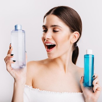 Jangan Salah Pakai, Ini Perbedaan Toner dan Essence dalam Skincare