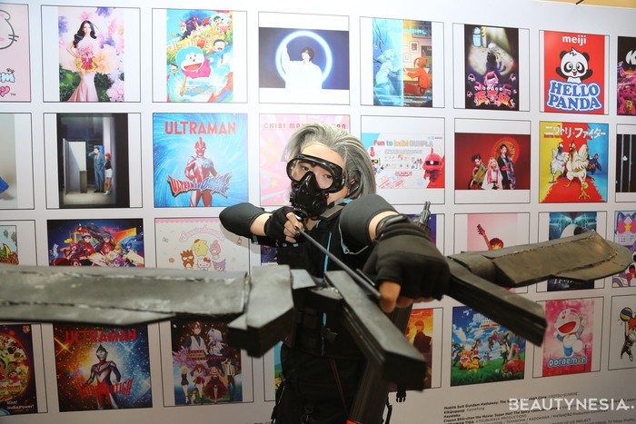 Cosplayer yang datang ke MMAJ Jakarta 2026 ini mengikuti gaya&nbsp;karakter Asada Shino dari serial&nbsp;Sword Art Online (SAO) Season 2. Unik banget, kan?