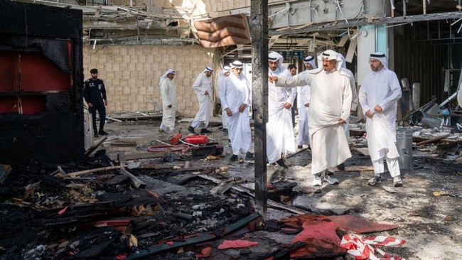 Kuwaiti officials inspect damage inside a terminal at Kuwait International Airport following a drone and missile attack, in Kuwait City, Kuwait, June 3, 2026. Kuwait News Agency/Handout via REUTERS    THIS IMAGE HAS BEEN SUPPLIED BY A THIRD PARTY NO