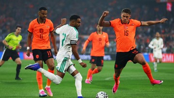 Liputan Olahraga CNN Sport : Hasil Uji Coba: 2 Penalti, 1 Kartu Merah, Belanda Menang Dramatis