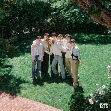 Lirik Lagu Come Over - BTS