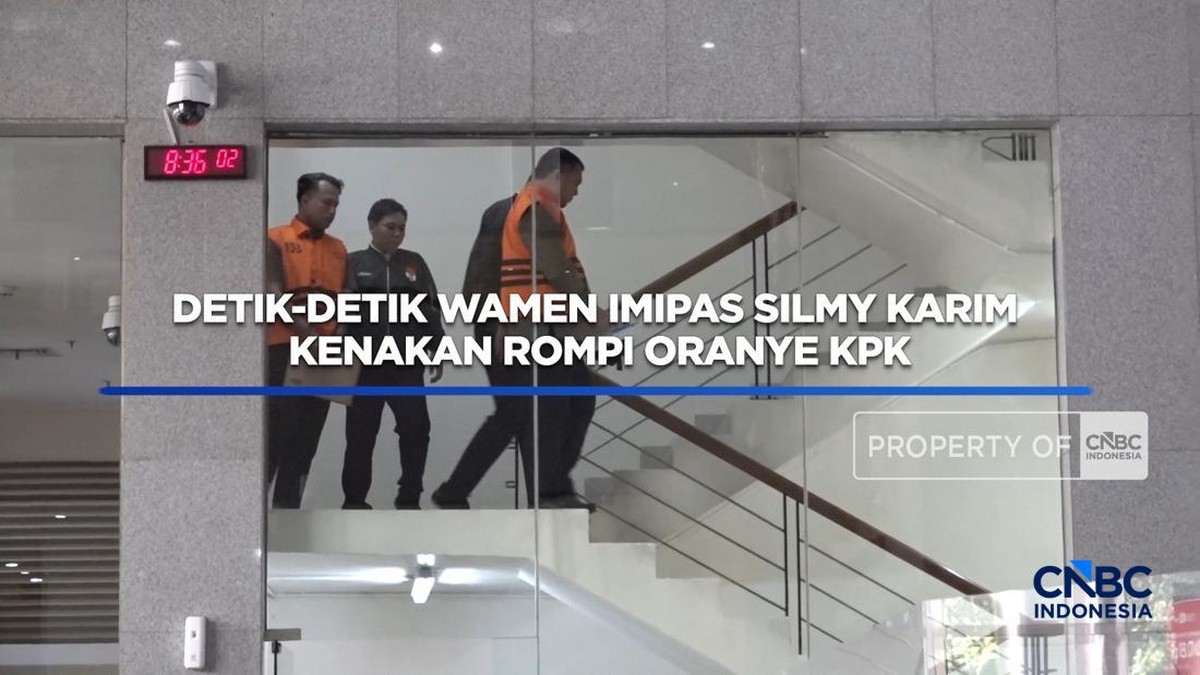 Video: Detik-detik Wamen Imipas Silmy Karim Kenakan Rompi Oranye KPK
