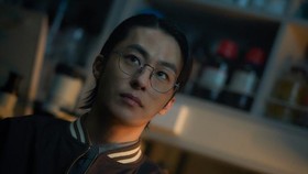Koo Kyo-hwan dalam film Colony (2026).(Showbox/WOWPOINT via KOBIZ)