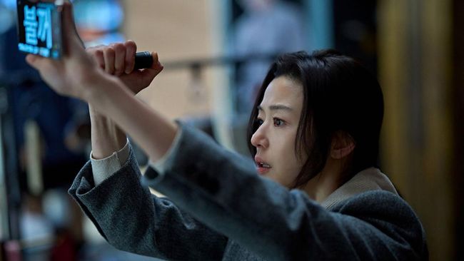 Jun Ji-hyun dalam film Korea Colony (2026).