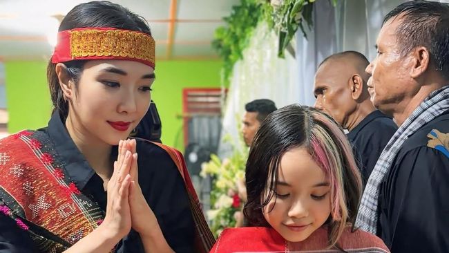 Gisel Ungkap Momen Haru dan Kebingungan Gempi Perdana Ikut Acara Pemakaman Batak
