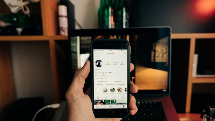 7 Ciri Kepribadian Orang yang Tidak Memiliki Foto Diri Sendiri di Media Sosial
