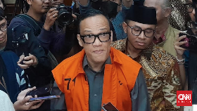 Eks Wamenaker Noel Ebenezer Divonis 4,5 Tahun Penjara