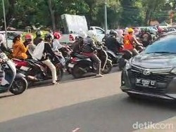 Jalan Urip Sumoharjo Depan SPN Batua Makassar Macet Parah Sore Ini