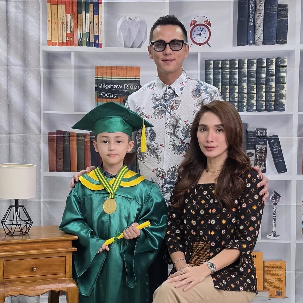 Saka Anak Andhika Pratama dan Ussy Sulistiawaty