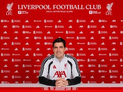 Resmi! Iraola Jadi Pelatih Anyar Liverpool