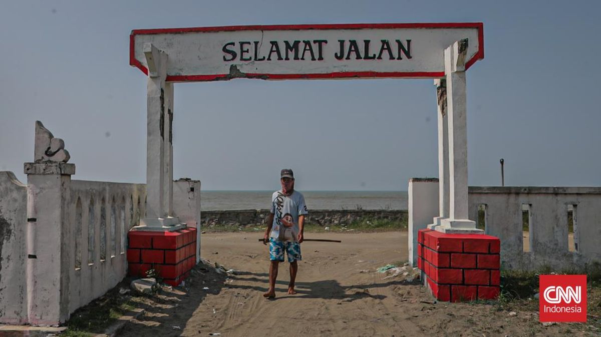 Pesisir Karawang Kritis, Abrasi Lenyapkan Rumah Warga Desa Cemarajaya