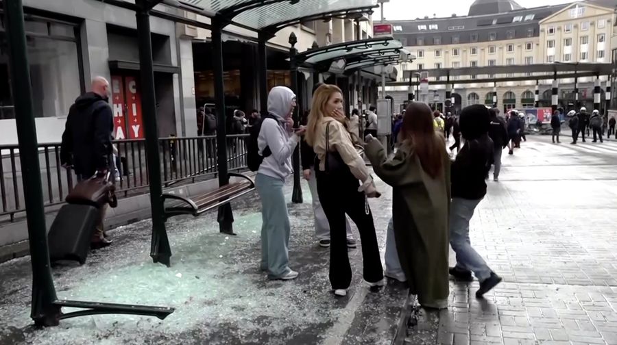 Bentrokan pecah antara demonstran dan polisi di pusat Kota Brussels pada Kamis (4/6/2026) ketika tindakan protes menentang rencana reformasi sektor pendidikan di Belgia berubah menjadi kerusuhan.