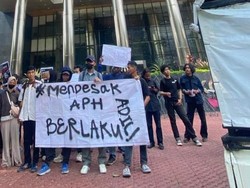 Aliansi Ini Demo di KPK soal Dugaan Penyimpangan Dana Reses DPRD Bali