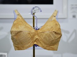 Bra Menguning Marilyn Monroe Dilelang, Jadi Rebutan Kolektor