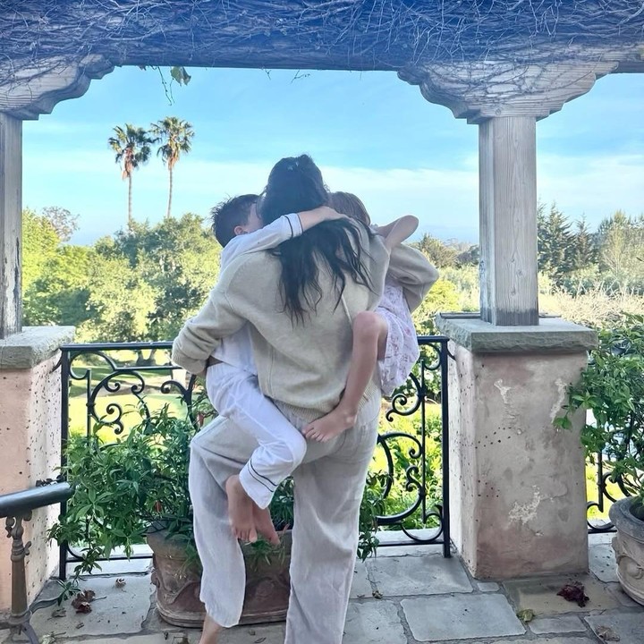 <p>Ulang tahun anak selalu menjadi momen yang penuh kebahagiaan bagi orang tua. Hal itu juga dirasakan Meghan Markle dan Pangeran Harry yang baru saja merayakan ulang tahun ke-5 putrinya, Lilibet Diana Mountbatten-Windsor. (Foto: Instagram @meghan)</p>